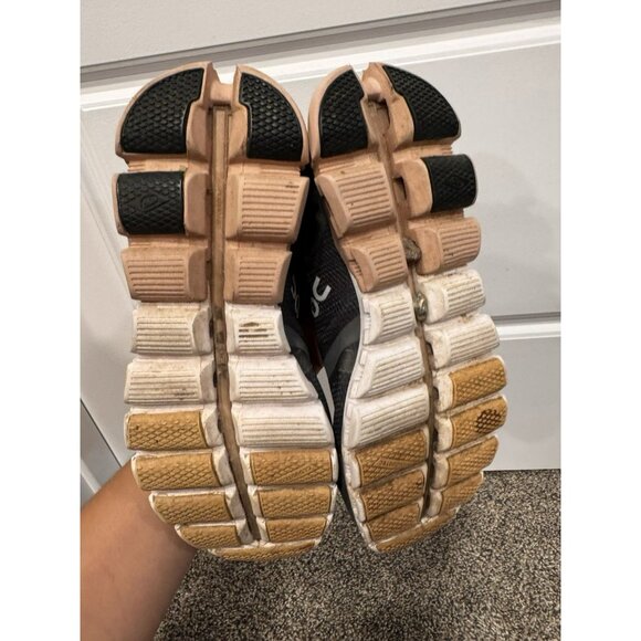 On Cloud Women’s, Rock/Rose Running Shoes Size 5.5 - Picture 6 of 7